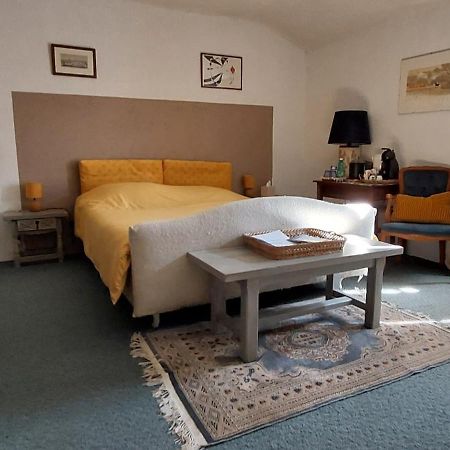 Bed and Breakfast La Fischaumiere Soleilhas Exterior foto